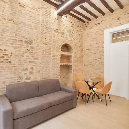 Apartment Garibaldi - Boutique Design Flat In Old Town