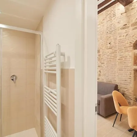 Garibaldi - Boutique Design Flat In Old Town Apartment Perugia