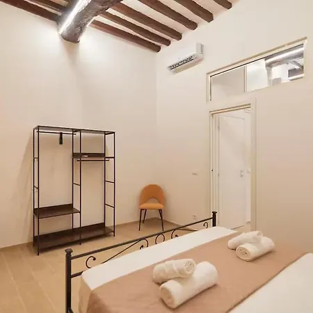 Apartment Garibaldi - Boutique Design Flat In Old Town Perugia